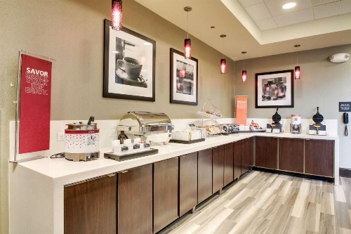Hampton Inn & Suites Greenville Airport - image 17