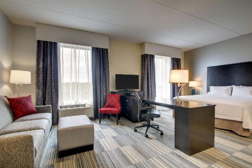 Hampton Inn & Suites Greenville Airport - image 19