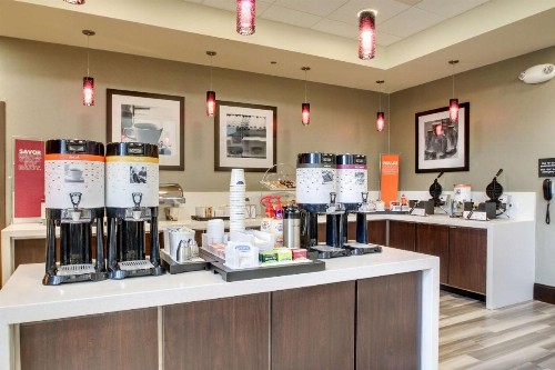 Hampton Inn & Suites Greenville Airport - image 38