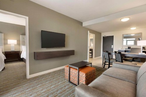 Embassy Suites by Hilton Greenville Downtown Riverplace - image 40
