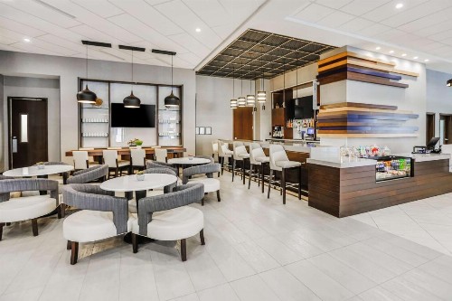 Hyatt Place Greenville Downtown - image 23