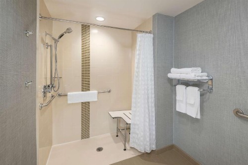 Hyatt Place Greenville Downtown - image 43