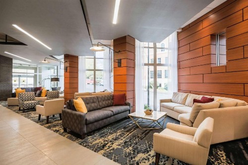 Hyatt Place Greenville Downtown - image 6