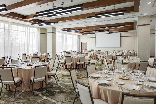 SpringHill Suites by Marriott Greenville Downtown - image 37