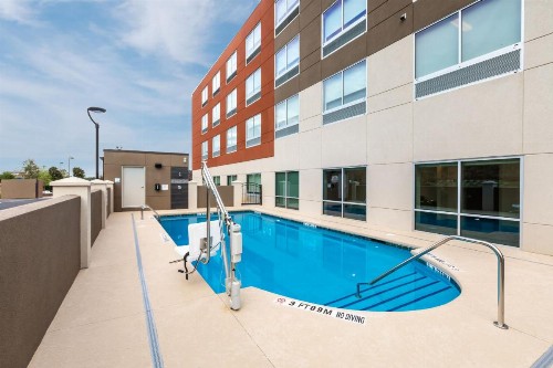 Holiday Inn Express & Suites - Greenville - Taylors an IHG Hotel - image 40