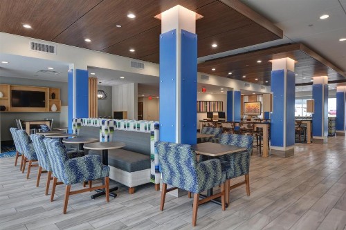 Holiday Inn Express & Suites - Greenville - Taylors an IHG Hotel - image 49