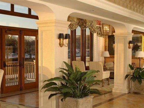 Delamar Greenwich Harbor