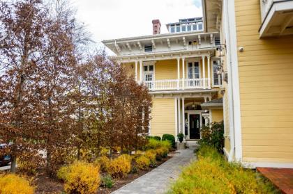 Spicer Mansion - image 11