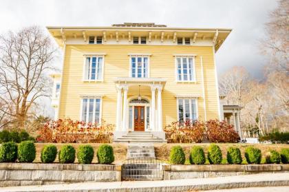 Spicer Mansion - image 6