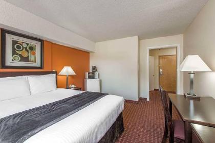 Days Inn & Suites by Wyndham Groton Near the Casinos