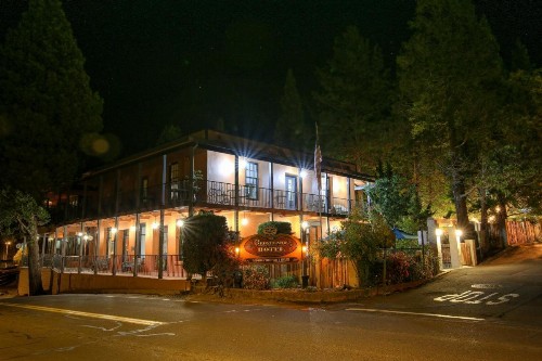 The Groveland Hotel - image 26