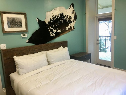 The Groveland Hotel - image 29