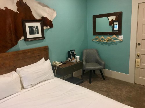The Groveland Hotel - image 31