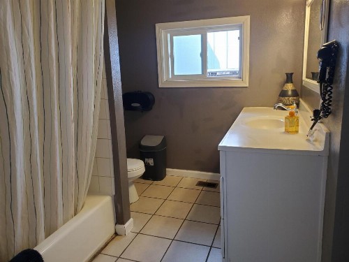 Yosemite International Hostel - image 22