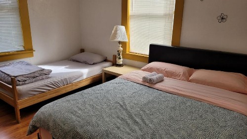 Yosemite International Hostel - image 33