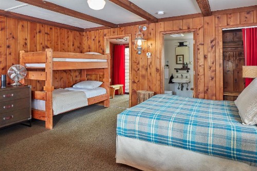 Evergreen Lodge at Yosemite - image 40
