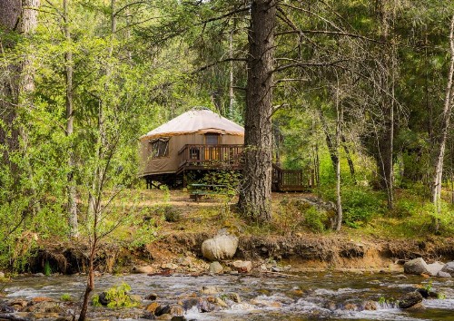 Yosemite Lakes River Yurt 22 - image 10