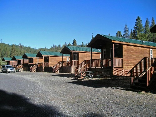 Yosemite Lakes Cabin 40 - image 11