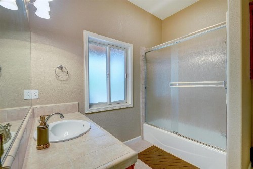 Mule Deer Cabin (4-538) - image 11