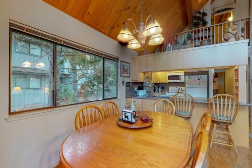 Lakefront Cabin (01/440) - image 11