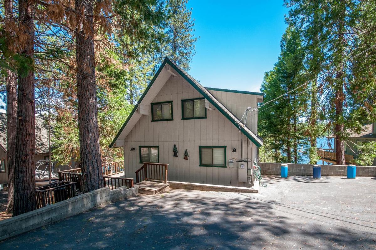 Lakefront Cabin (01/440) - image 7