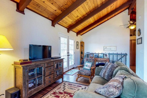 Pine Mountain Magic - image 11