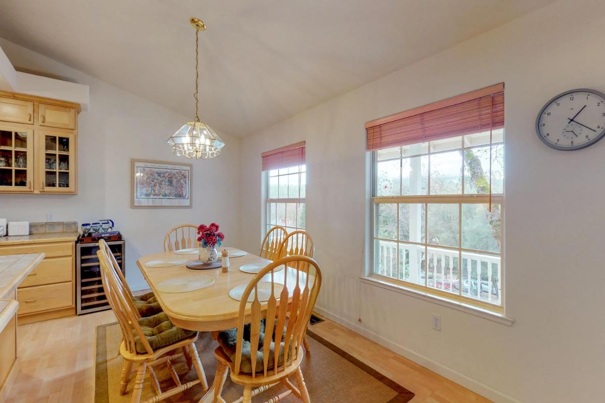 The Gallery House - image 5