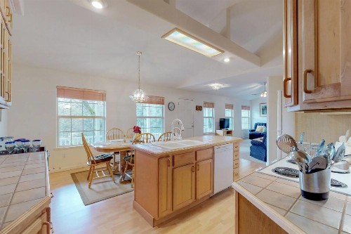 The Gallery House - image 6