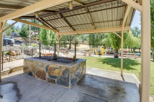 Golf Course Condo (Oaks #4) - image 6