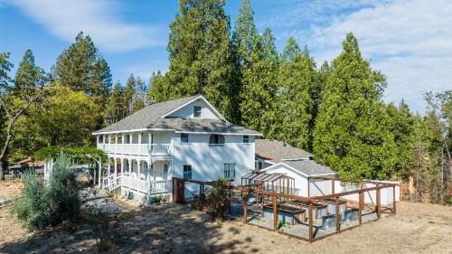 Inn at Sugar Pine Ranch - image 17