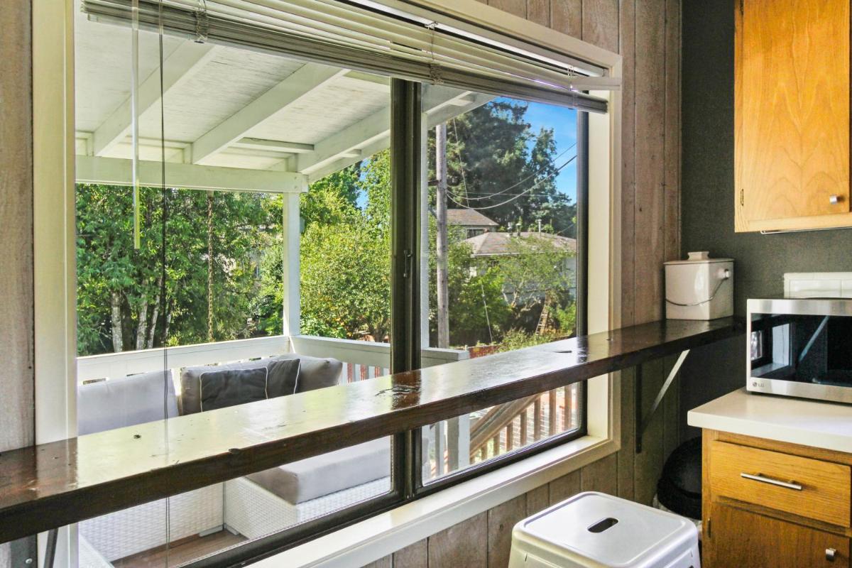 Melody Vineyard Cottage - image 2