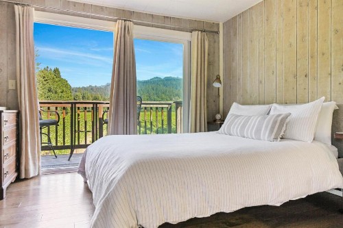 Melody Vineyard Cottage - image 8