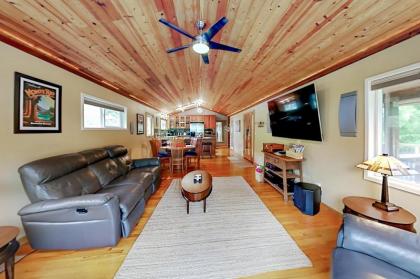 Exceptional Vacation Home in Guerneville home