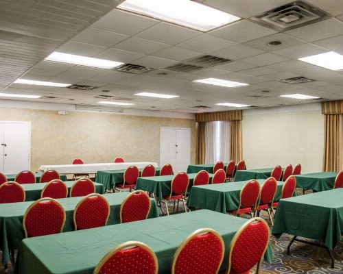 Quality Inn & Suites on the Bay near Pensacola Beach - image 27
