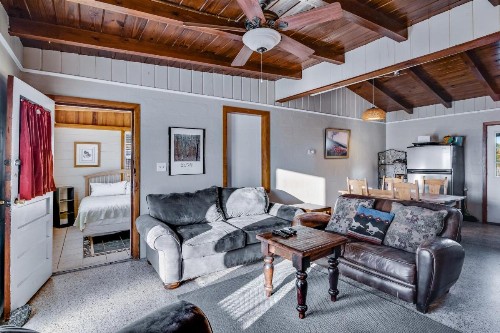 The Cottage of Pensacola Beach - image 2