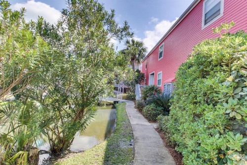 Pensacola Beach Breeze - image 12