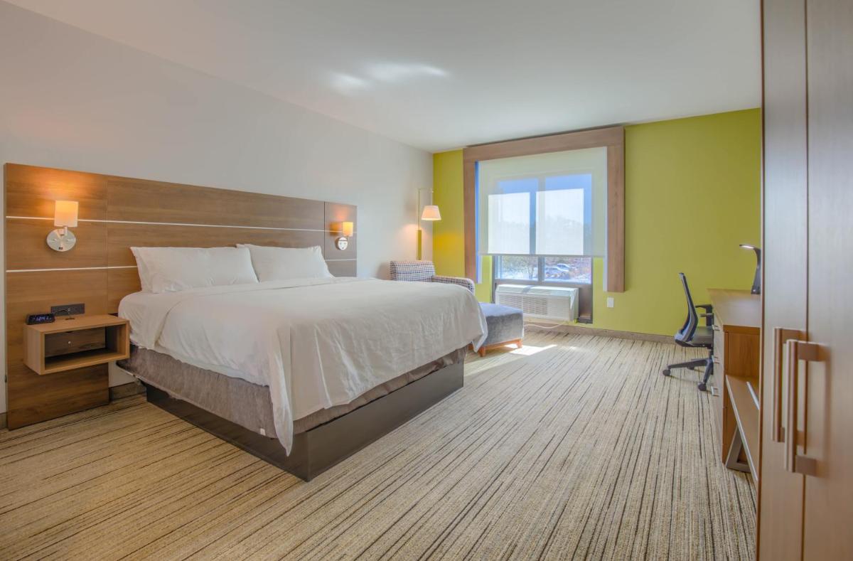 Holiday Inn Express Hotel & Suites Gulf Shores an IHG Hotel - image 5