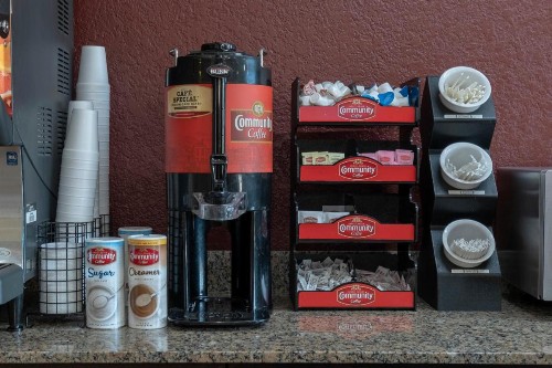 Red Roof Inn Gulf Shores - image 12