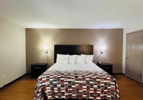 Red Roof Inn Gulf Shores - image 14