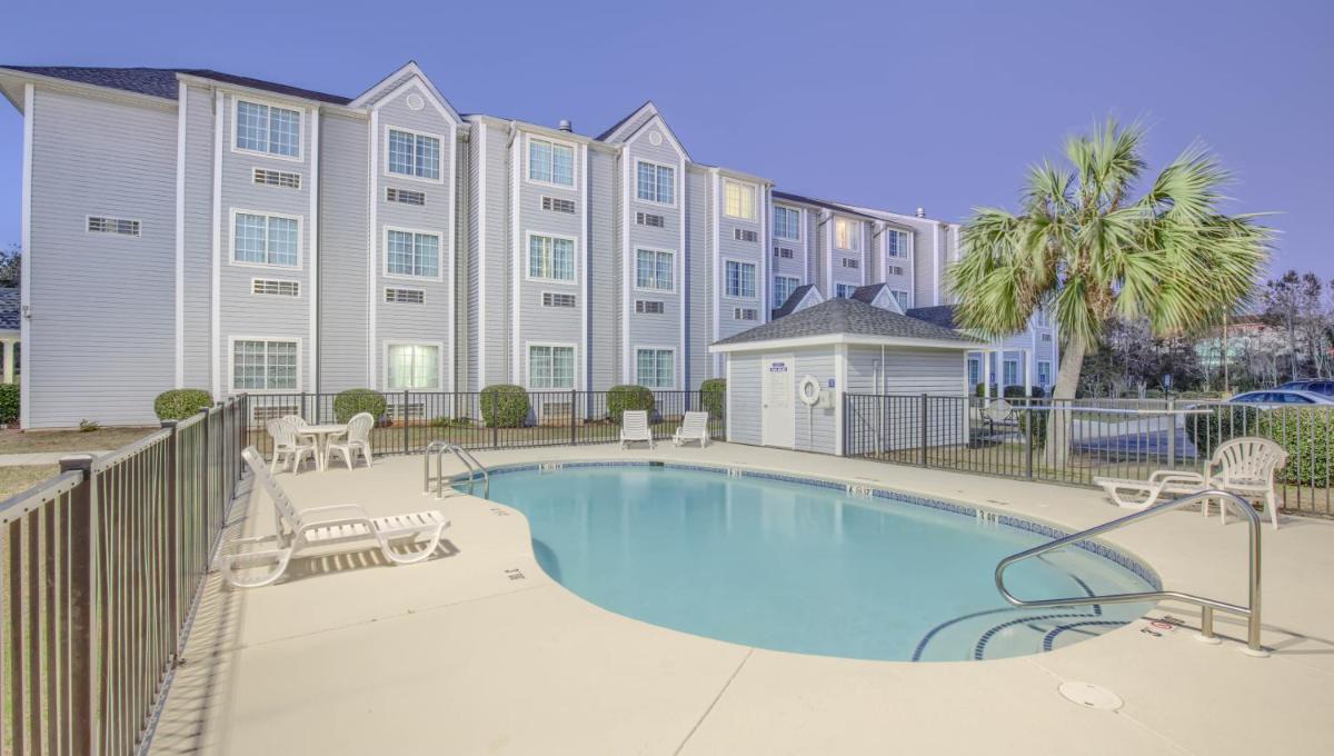 Microtel Inn & Suites by Wyndham Gulf Shores - main image