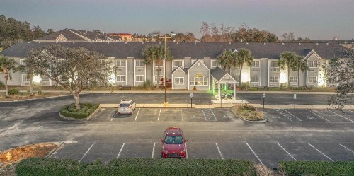 Microtel Inn & Suites by Wyndham Gulf Shores - image 9
