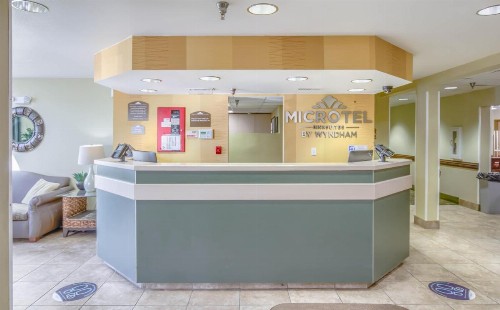 Microtel Inn & Suites by Wyndham Gulf Shores - image 14