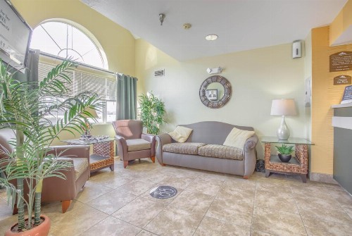 Microtel Inn & Suites by Wyndham Gulf Shores - image 5