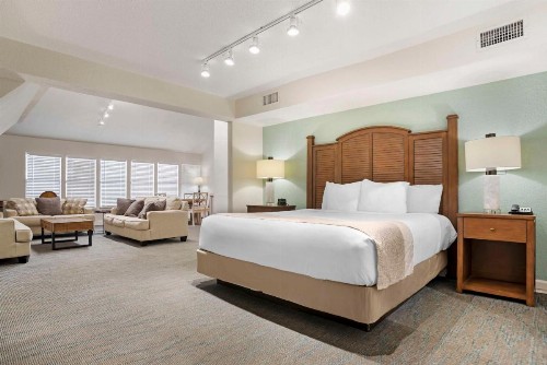 Best Western on the Beach - image 10