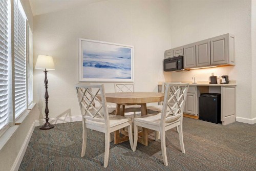 Best Western on the Beach - image 27