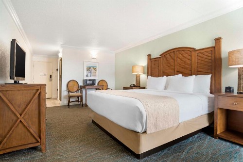 Best Western on the Beach - image 31