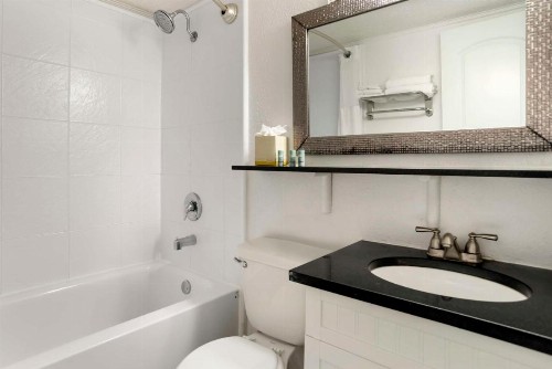 Best Western on the Beach - image 36