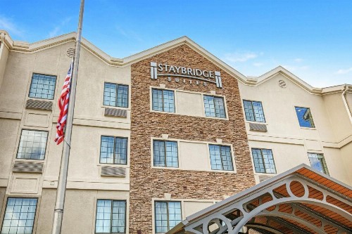 Staybridge Suites Gulf Shores an IHG Hotel - image 32