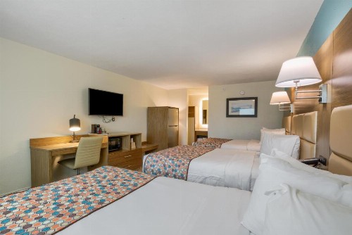 Beachside Resort Hotel - image 13