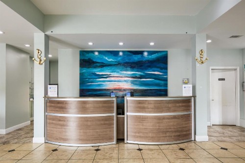 Beachside Resort Hotel - image 2